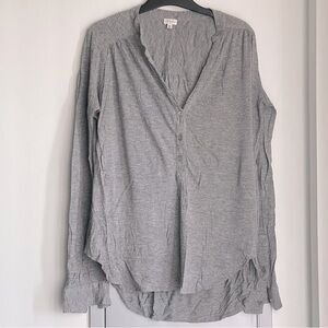 ARITZIA BABATON Light Gray Henley Long Sleeve Tee